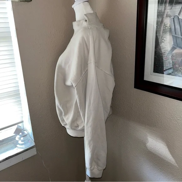 Joah Brown Classic Turtleneck Sweater - Picture 8 of 12